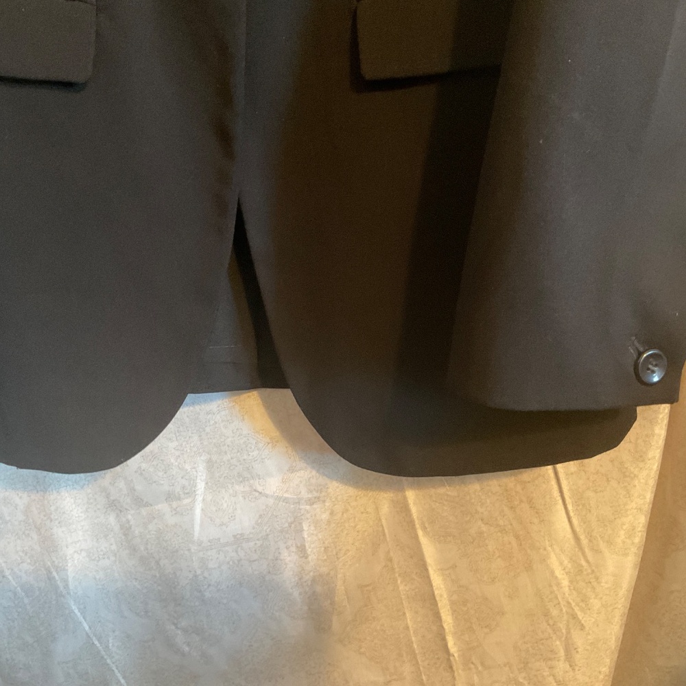 Blazer - Picture 4 of 4